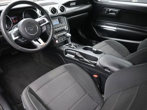 Used 2017 Ford Mustang Convertible RWD image 20