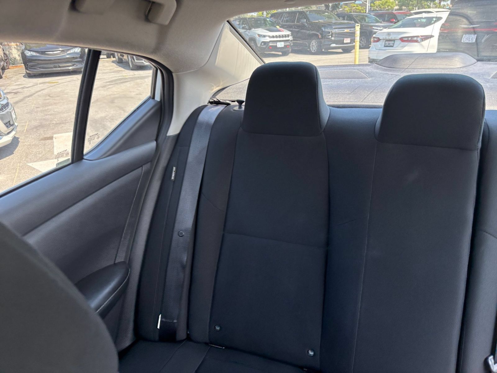 Used 2025 Nissan Sentra S FWD image 38