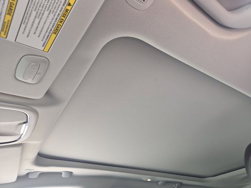 Used 2022 Jeep Cherokee Limited w/ Elite Package image 28