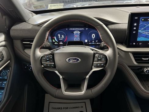 Used 2025 Ford Explorer ST-Line w/ Premium Package image 16