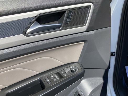 Used 2021 Volkswagen Atlas Cross Sport SEL R-Line image 12