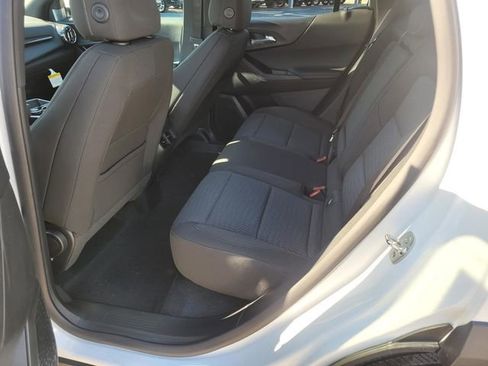 New 2026 Chevrolet Equinox LT image 7