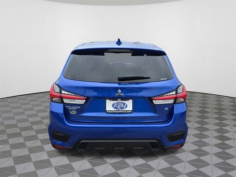 Used 2025 Mitsubishi Outlander Sport SE image 9