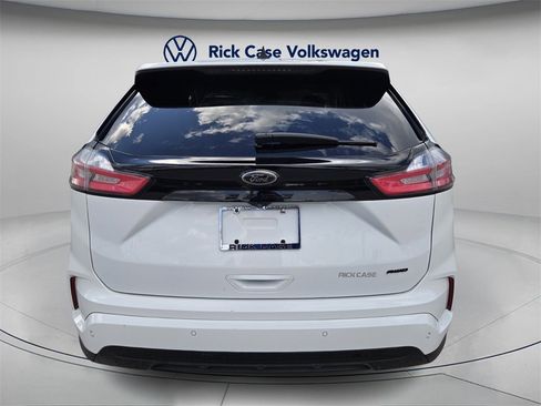 Used 2022 Ford Edge SE w/ Black Appearance Package image 6