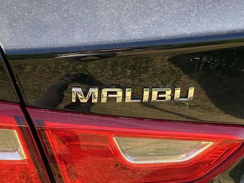 Used 2024 Chevrolet Malibu LT FWD image 11