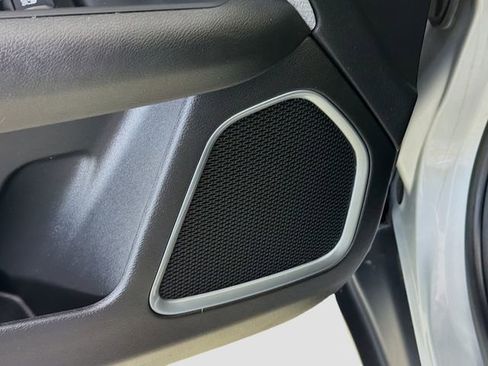 Used 2024 Jeep Compass Sport image 19