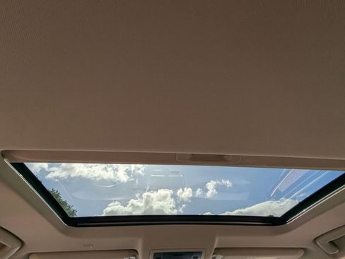 Used 2018 Lexus NX 300h AWD w/ Premium Package image 15