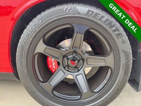 Used 2009 Dodge Challenger R/T RWD image 9