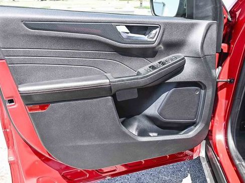 Used 2024 Ford Escape ST-Line w/ Tech Pack #1 FWD image 23