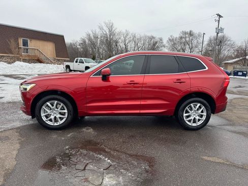 Used 2019 Volvo XC60 T5 Momentum w/ Protection Package Premier AWD/4WD image 12