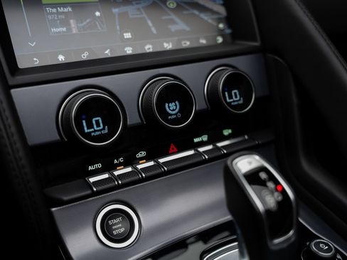 Used 2021 Jaguar F-TYPE R AWD/4WD image 55