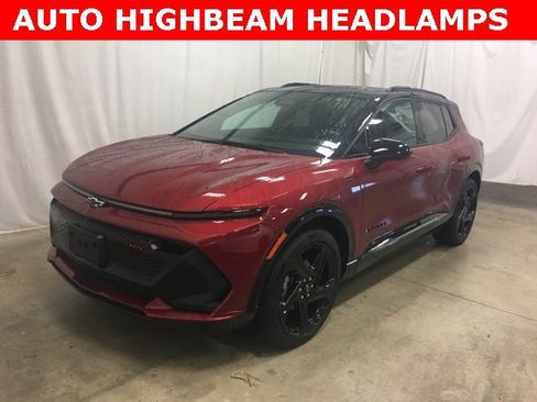 Used 2024 Chevrolet Equinox EV RS image 9