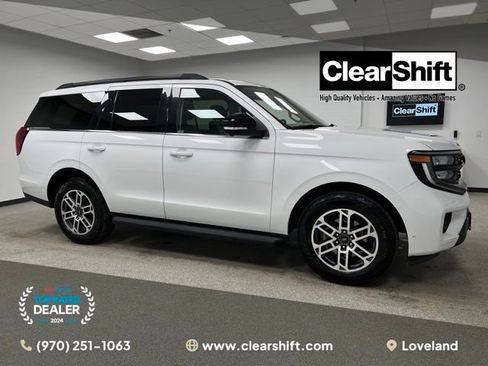 Used 2025 Ford Expedition Active AWD/4WD image 1