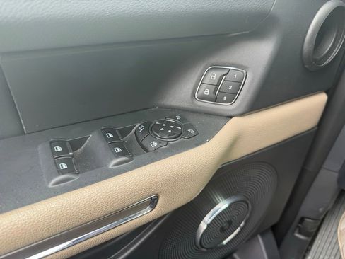 Used 2024 Ford Expedition Max Limited image 7