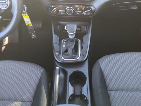 Used 2024 Kia Soul LX w/ Option Group 015 FWD image 15