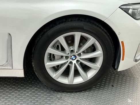 Used 2022 BMW 740i image 10