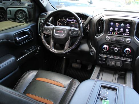 Used 2020 GMC Sierra 1500 AT4 w/ AT4 Premium Package AWD/4WD image 14