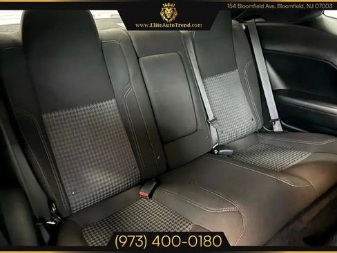 Used 2020 Dodge Challenger SXT image 24