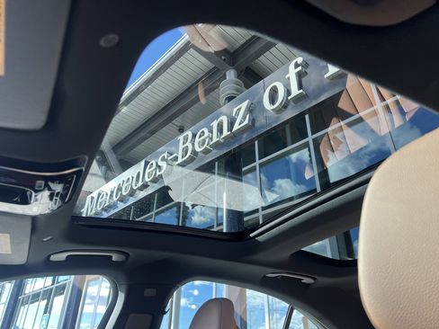 New 2026 Mercedes-Benz E 350 4MATIC Sedan image 30