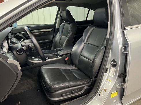 Used 2012 Acura TL w/ Technology Package image 3