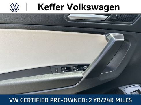 Used 2021 Volkswagen Tiguan SEL AWD/4WD image 15
