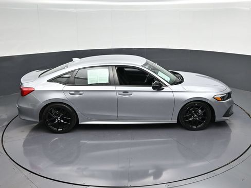 Used 2023 Honda Civic Sport image 22