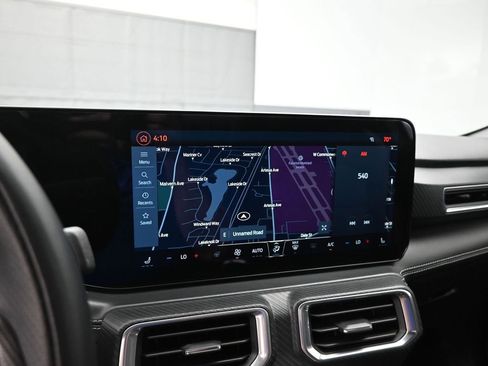 Used 2024 Ford Mustang GT Premium image 17