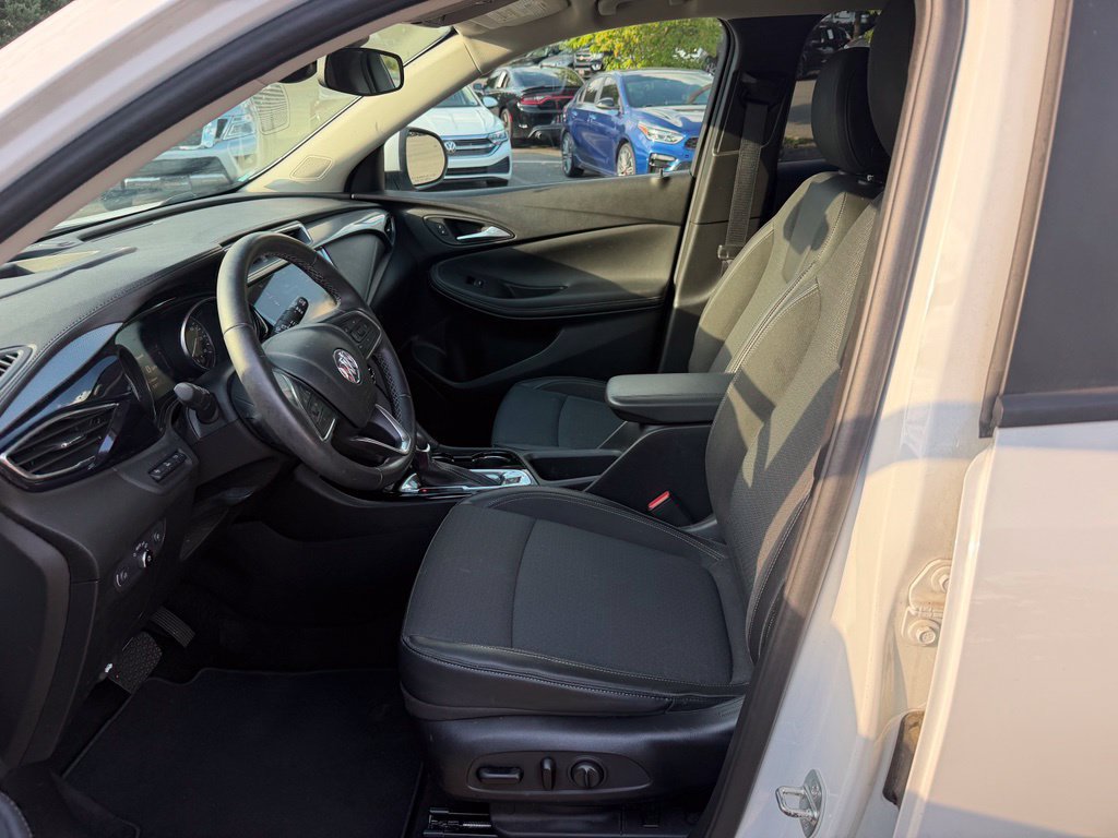 Used 2020 Buick Encore GX Select w/ Advanced Technology Package FWD image 9