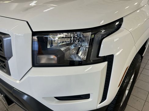Certified 2024 Nissan Frontier SV w/ Technology Package AWD/4WD image 34