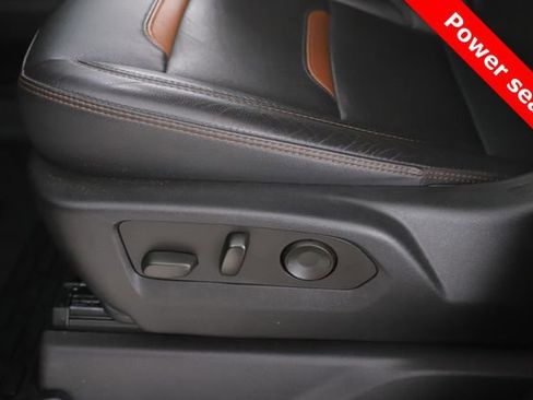 Used 2022 GMC Sierra 1500 AT4 w/ Sierra Safety Plus Package AWD/4WD image 18