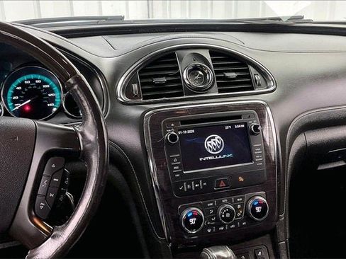 Used 2017 Buick Enclave Leather image 6