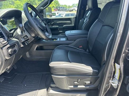 New 2026 RAM 2500 Limited AWD/4WD image 8
