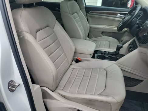 Used 2018 Volkswagen Atlas SEL Premium AWD/4WD image 10