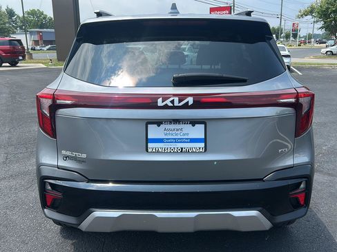 Used 2024 Kia Seltos SX AWD/4WD image 6