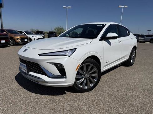 New 2026 Buick Envista Avenir image 3