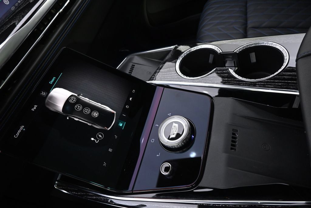 Certified 2025 Cadillac Escalade IQ Sport 1 AWD/4WD image 32