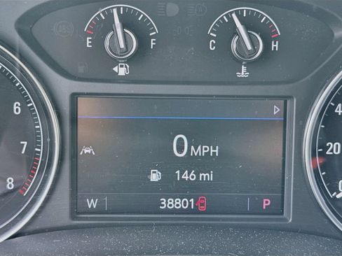 Used 2023 Buick Enclave Essence AWD/4WD image 14