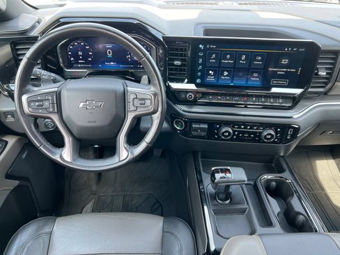 Used 2023 Chevrolet Silverado 1500 ZR2 w/ Technology Package AWD/4WD image 3