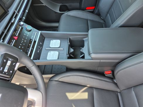 New 2026 Hyundai Santa Fe Limited AWD/4WD image 24