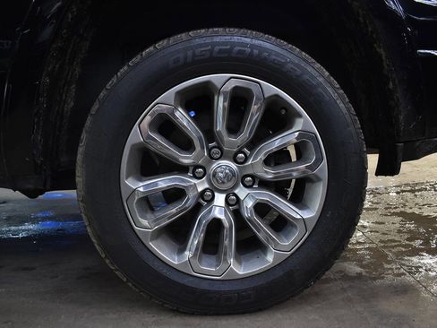 Used 2022 RAM 1500 Laramie image 9