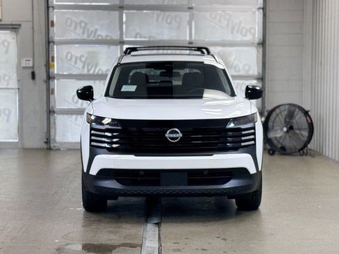 New 2026 Nissan Kicks SV w/ SV Premium Package image 2