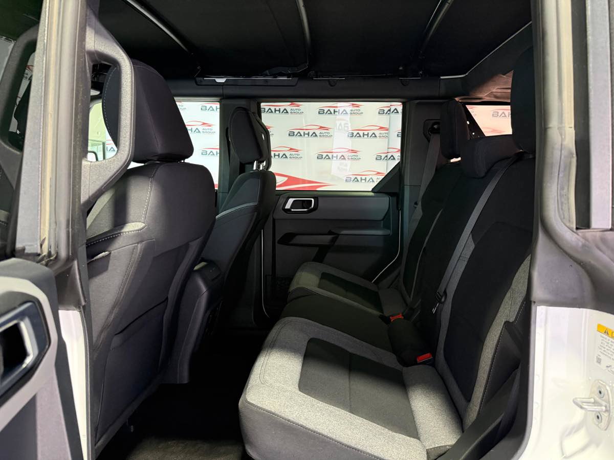 Used 2022 Ford Bronco Big Bend w/ Sasquatch Package AWD/4WD image 41