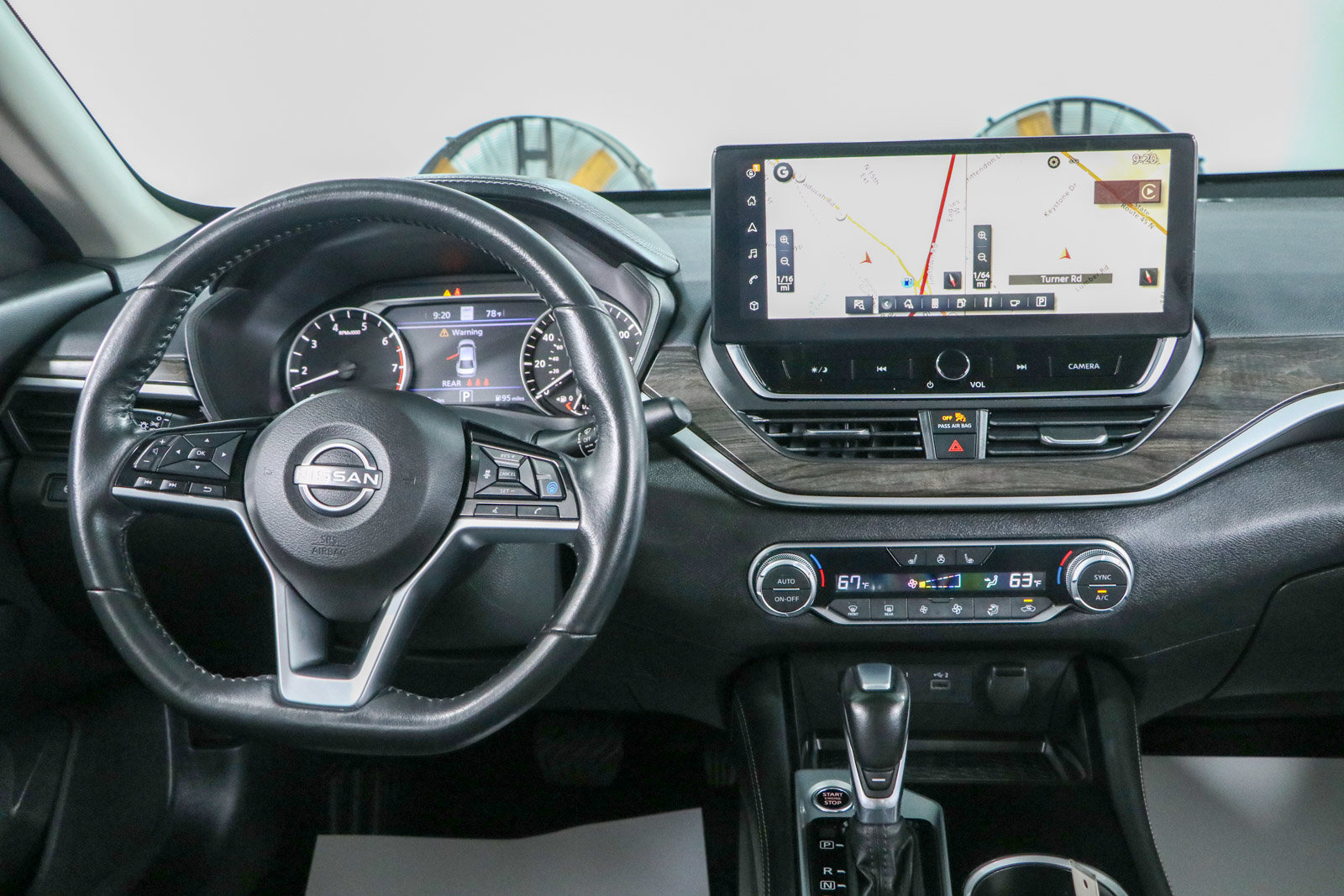 Used 2023 Nissan Altima 2.5 SL FWD image 17