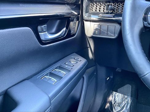 Used 2023 Honda CR-V EX-L image 32