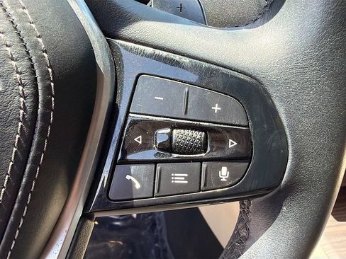 Used 2023 BMW 540i w/ Premium Package RWD image 39