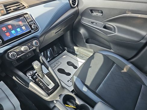 Used 2025 Nissan Versa SV w/ Trunk Package FWD image 21