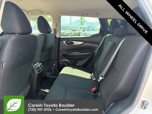 Used 2018 Nissan Rogue Sport S w/ S Appearance Package AWD/4WD image 20