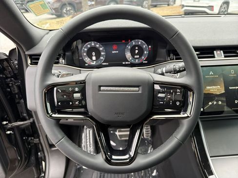 Used 2024 Land Rover Range Rover Evoque Dynamic SE image 23