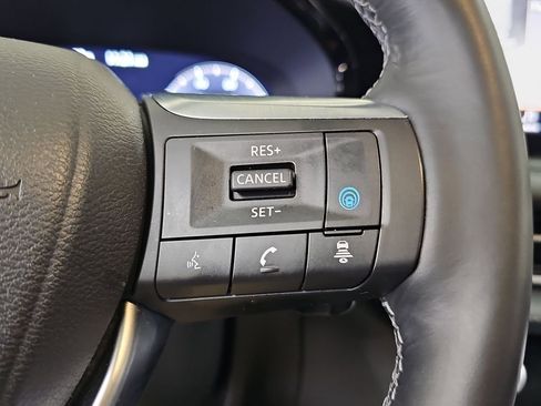 Used 2023 INFINITI QX60 Sensory w/ Cargo Package AWD/4WD image 21