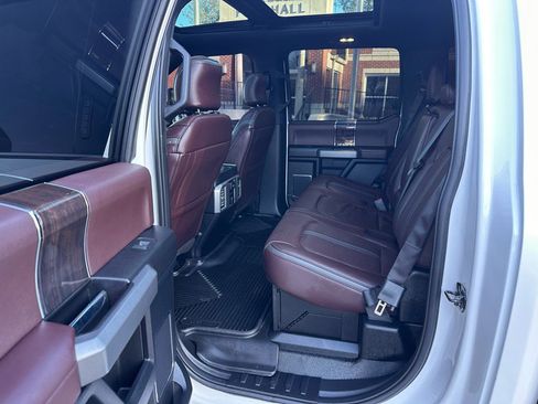 Used 2017 Ford F350 Platinum w/ Platinum Ultimate Package image 25